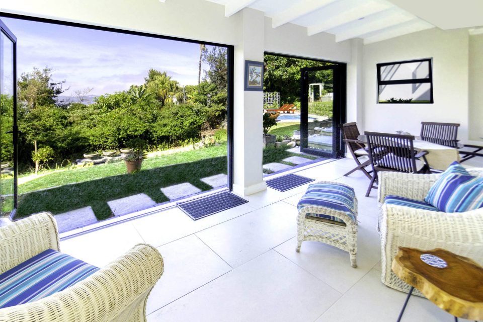 Vermot Garden Cottage Balcony