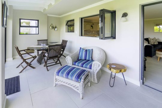 Vermot Garden Cottage Balcony